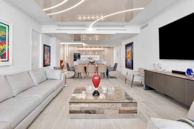 Building Photo - 900 N Ocean Blvd