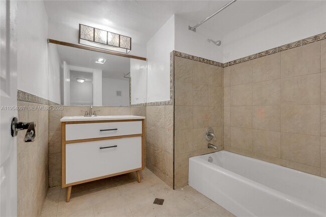 Building Photo - 5505 Bluejack Oak Cir