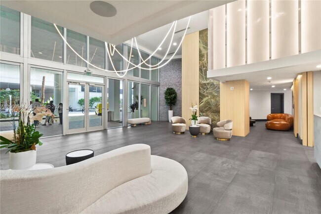 Building Photo - 90 SW 3rd St