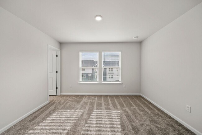 Building Photo - Convenient New Construction Townhome in Durham - Easy commute to RTP, Brier Creek, Airport