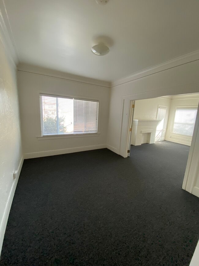 Building Photo - 1415 S Gaffey St