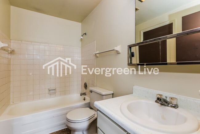 Building Photo - 7572 Mt Hood