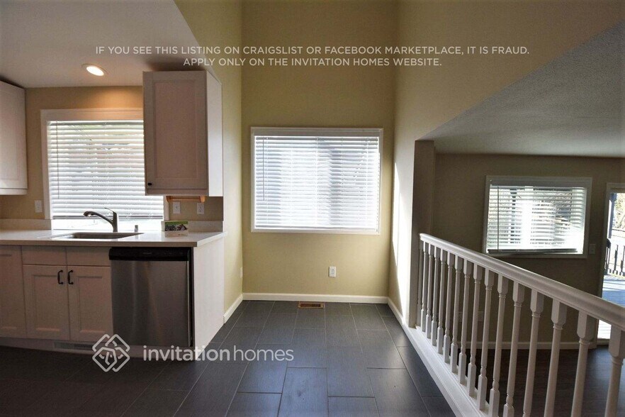 Building Photo - 4709 Mill Pond Dr SE