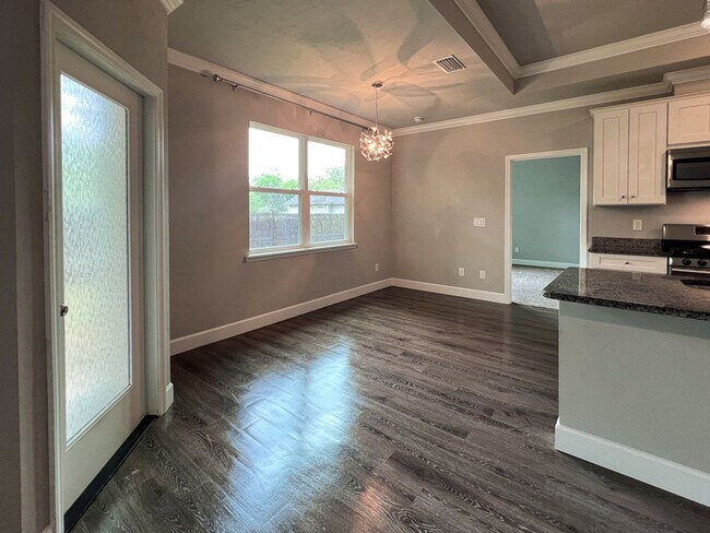 Building Photo - 3BR/2BA Home in Strawberry Fields