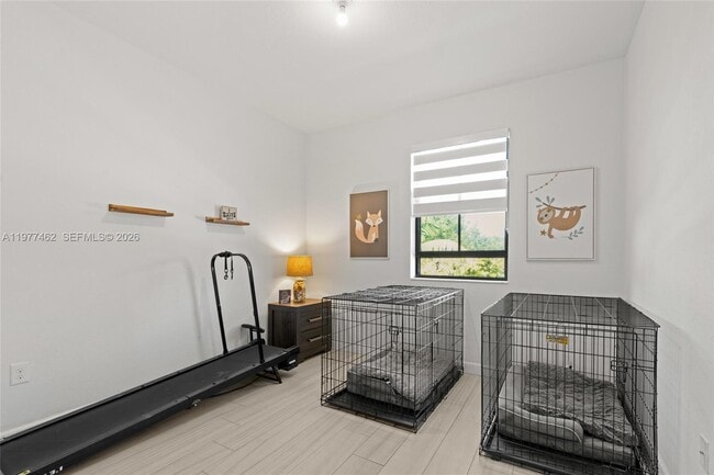 Building Photo - 2380 NE 1st St