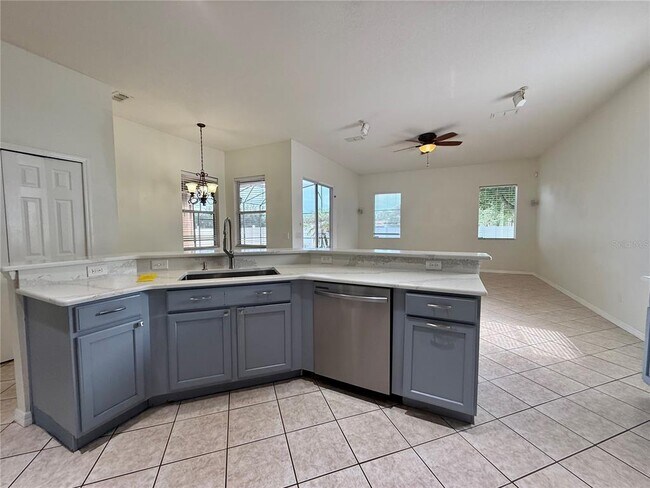 Building Photo - 4495 Harts Cove Way