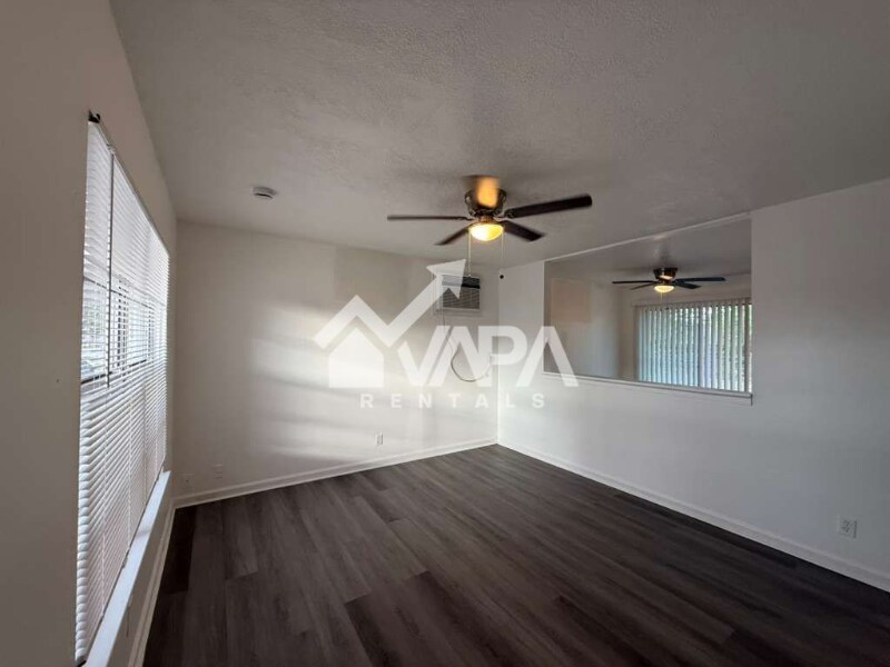 Building Photo - 6514 Mossledge Dr