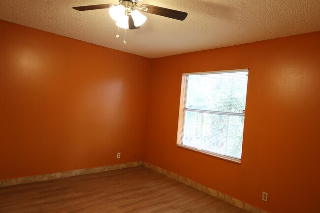 Building Photo - 7328 Palmdale Dr