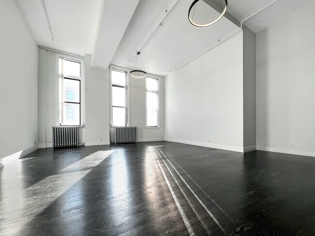 Building Photo - 25 N Broadway