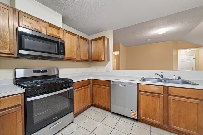 Building Photo - 19538 Billineys Park Dr