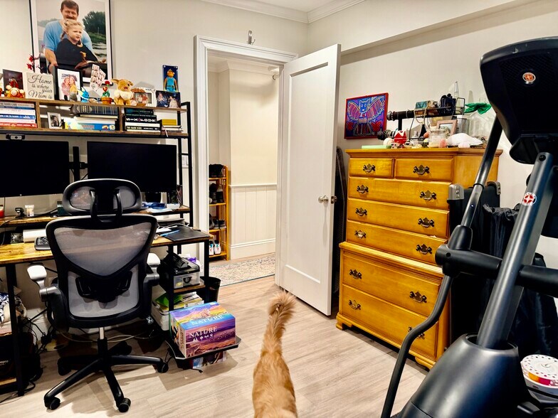 Building Photo - 31 Glenville Ave