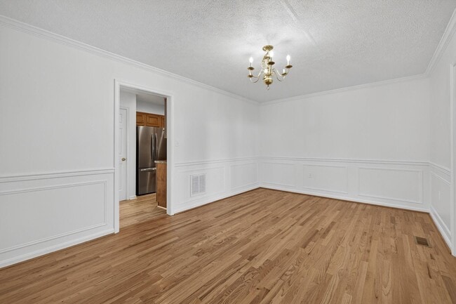 Building Photo - 1984 Cidermill Ln