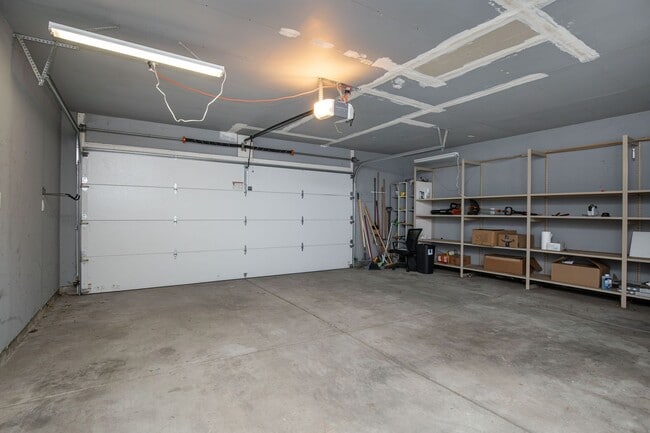 Building Photo - 936 Camp St