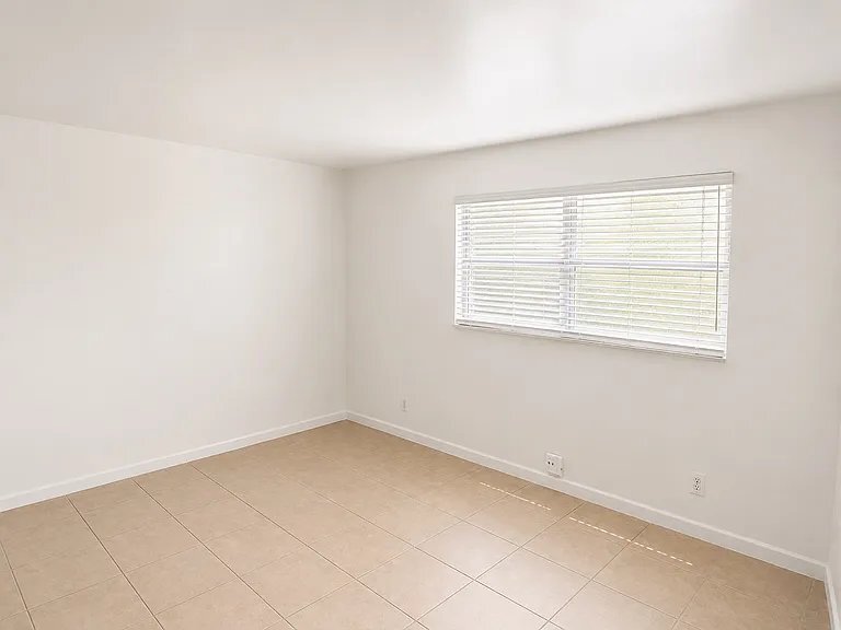 Building Photo - 3701 SW 59th Terrace