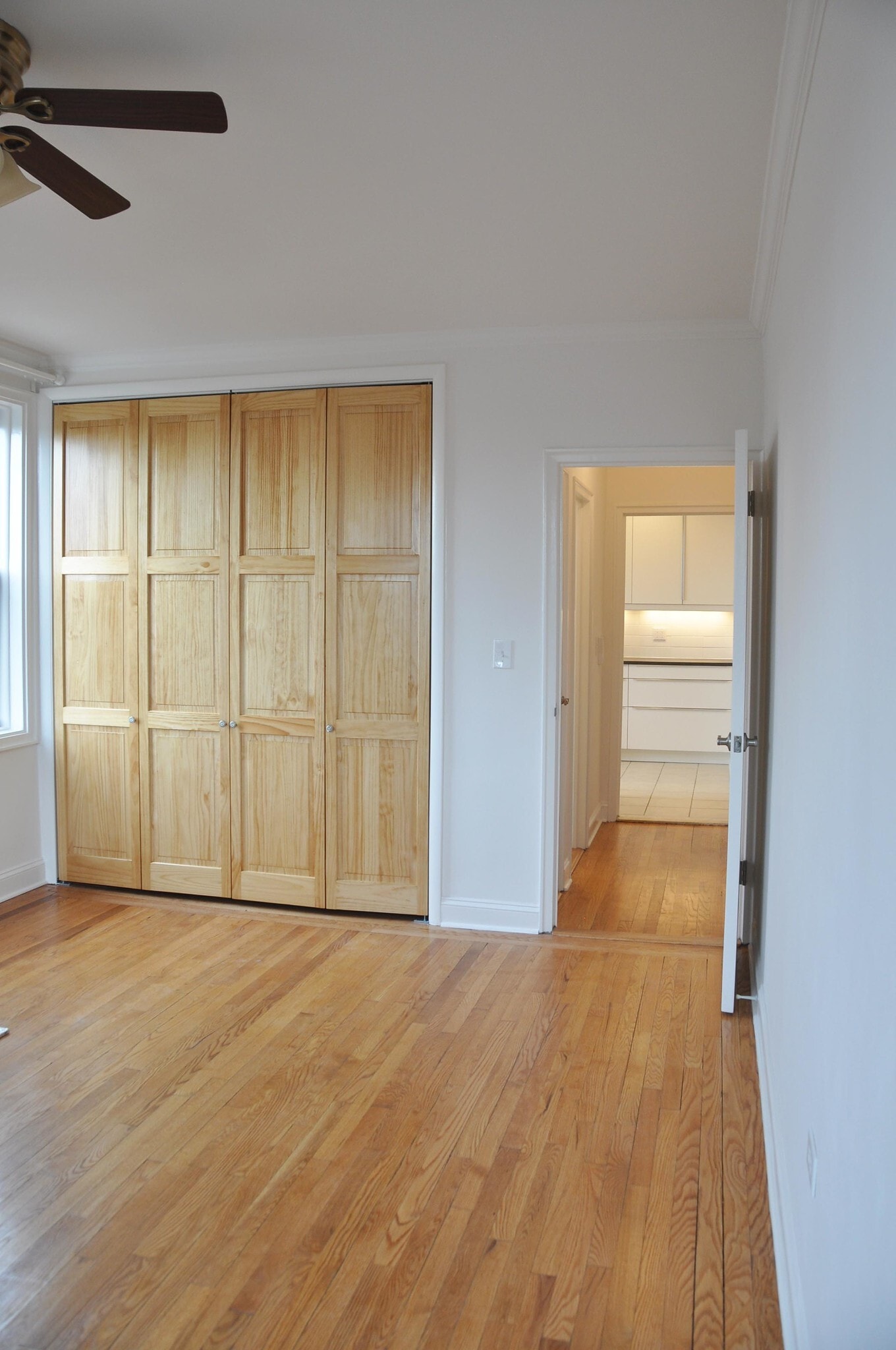 Bedroom. - 111 Larchmont Acres