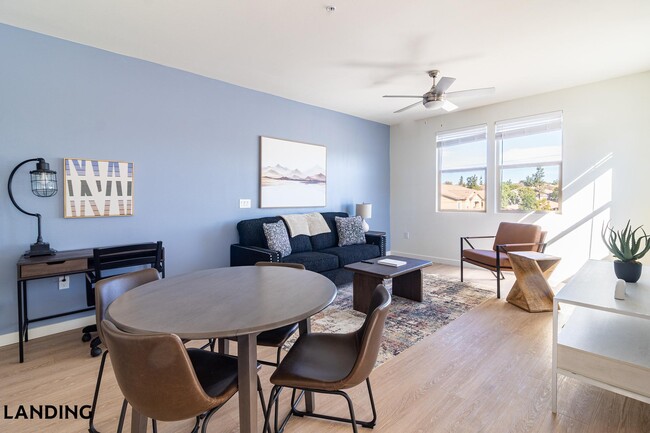 Building Photo - 41545 Ivy St