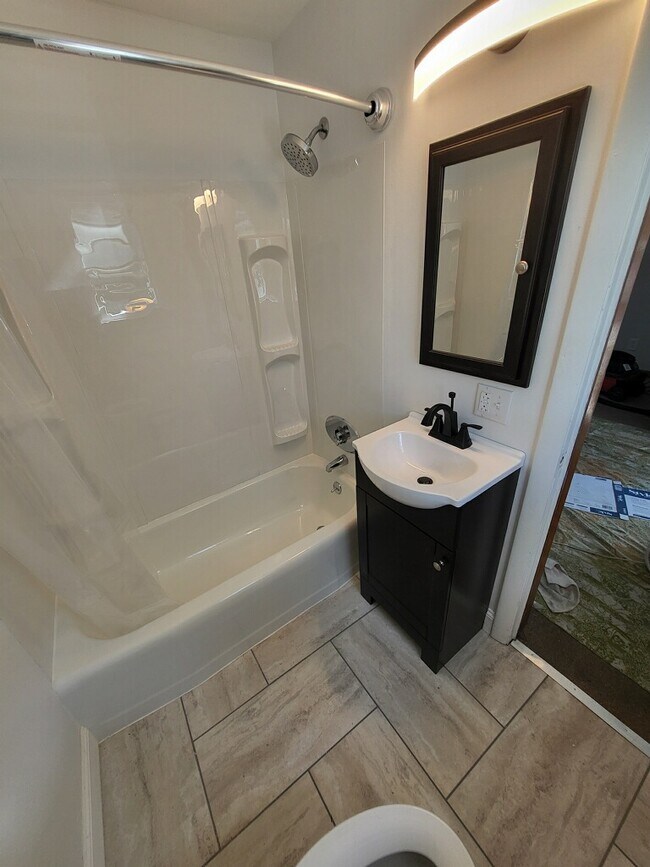 6 Hisgen Ave 6 Hisgen Ave Easthampton MA 01027 Apartment Finder 6-hisgen-ave-6-hisgen-ave-easthampton-ma-01027-apartment-finder