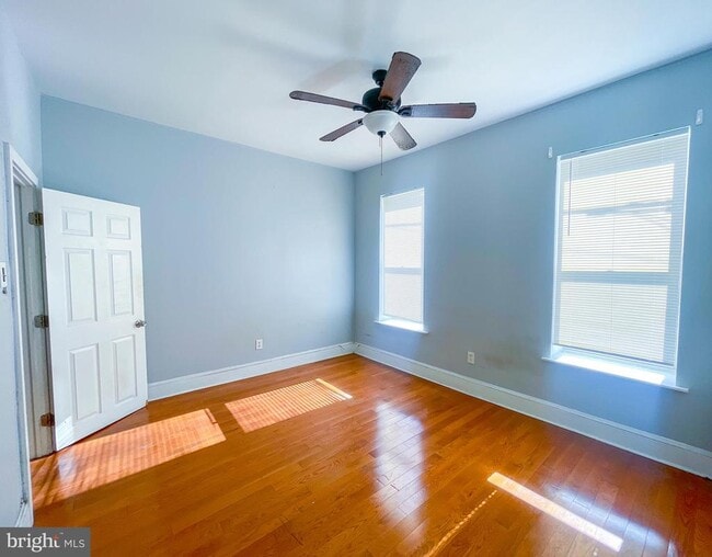 Building Photo - 2113 Mountain St