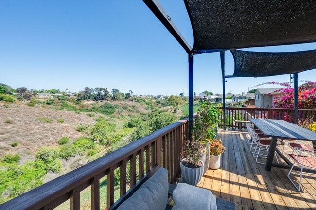 Building Photo - RARE! Lovely and Spacious Clairemont 4BD/2BA Home on Tecolote Canyon! - $5,995/mo!