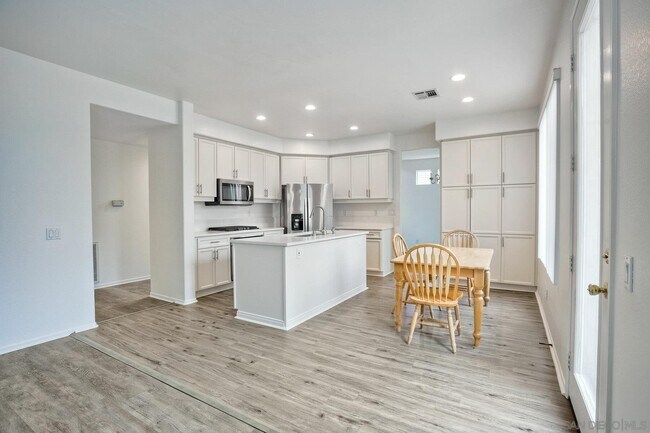 Building Photo - 5874 Oceanview Ridge Ln