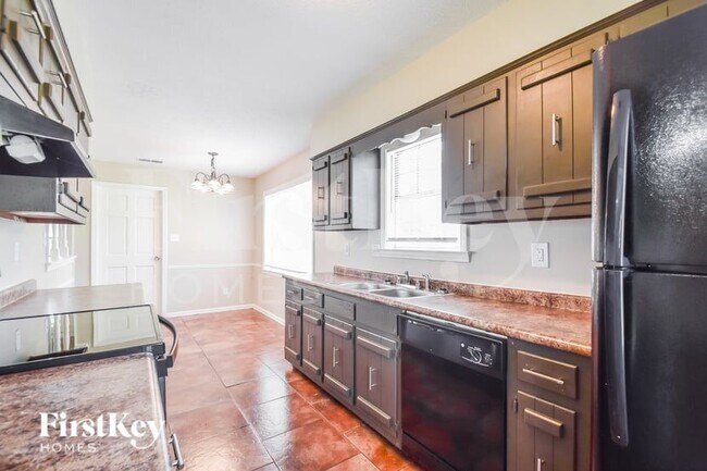 Building Photo - 4475 Grinstead Cove