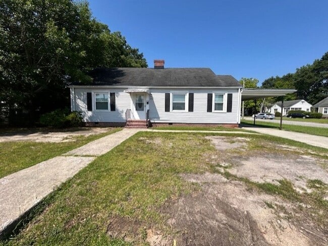 Building Photo - One Month Free Rent with 2 Year Lease! 3 B...