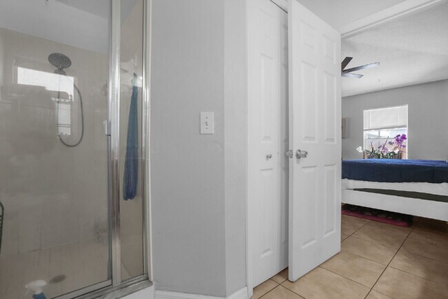 Building Photo - 2620 Willow Glen Cir