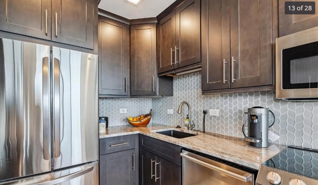 Building Photo - 1111 Ash St.