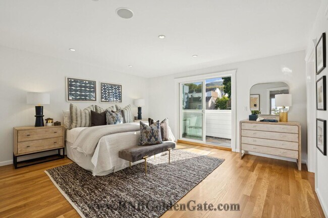 Building Photo - Gorgeous 3 bedroom, 2 and a half bathroom condo in Bernal Park for rent!