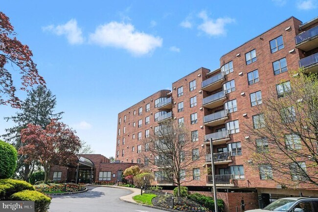 Building Photo - 100 Breyer Dr