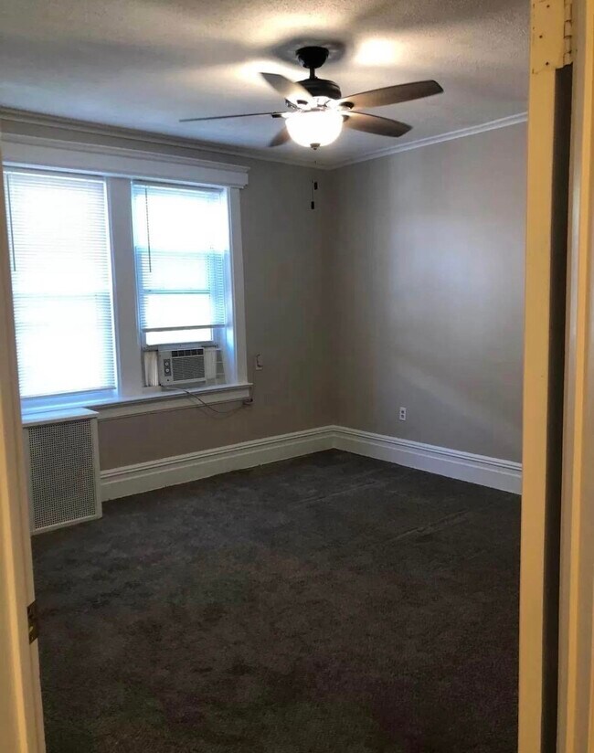 Building Photo - 60 Liberty Pl