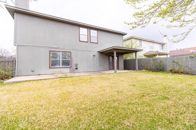 Building Photo - Gorgeous 4 bedroom, 3 bathrooms home in Pflugerville!!!