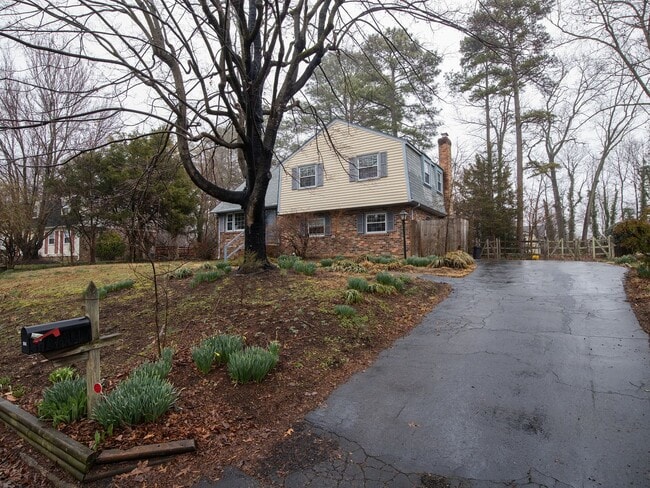 Building Photo - 4-Bedroom Home in Midlothian