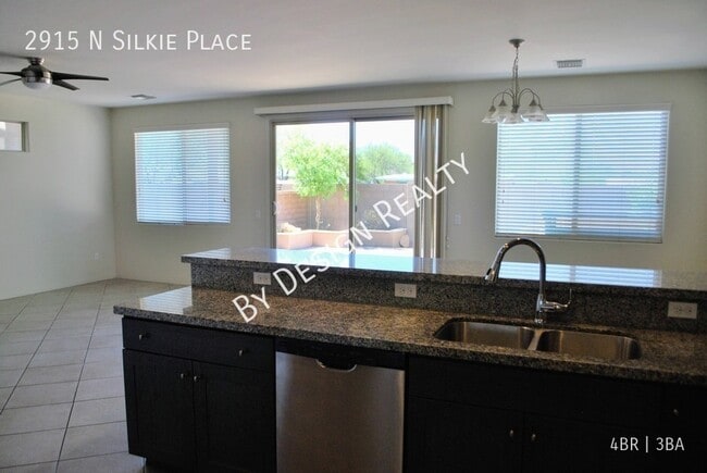 Building Photo - Miramonte at Glenn 4 Bed 2.5 Bath - 1.5 Mi...