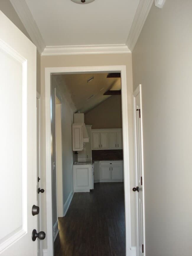 Building Photo - Southern Comfort Living: Elegant 4BR/2BA Home with 3-Car Garage, Close to Moody AFB in Lakeland, GA