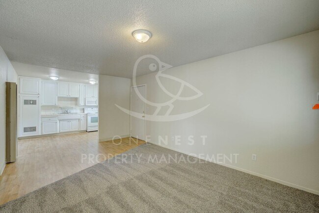 Building Photo - 291 J St