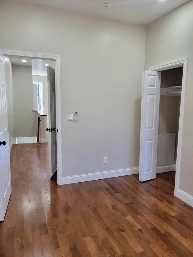 Building Photo - 3140 N Rosewood St