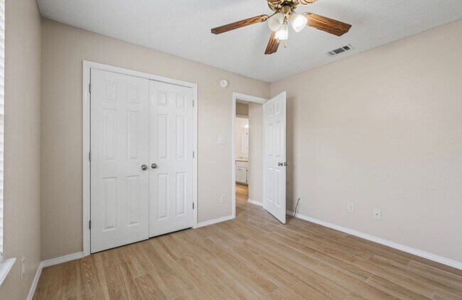 Building Photo - 2708 Azure Hills Dr