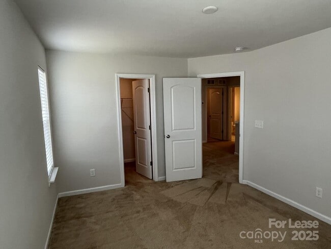 Building Photo - 7447 Jane Parks Way