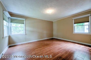 Building Photo - 180 Cliftwood Rd