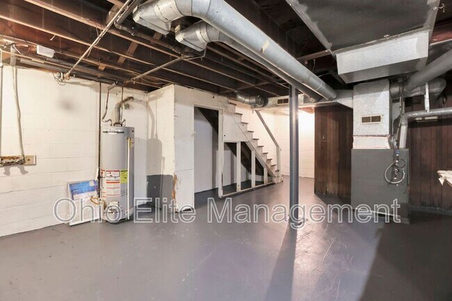 Building Photo - 53 S Burgess Ave