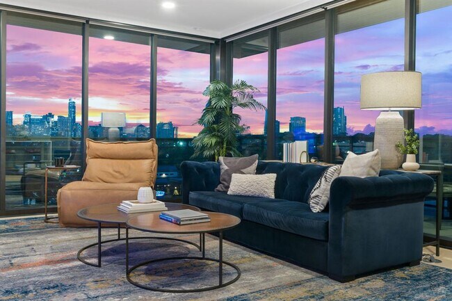 Building Photo - 1600 S 1st St