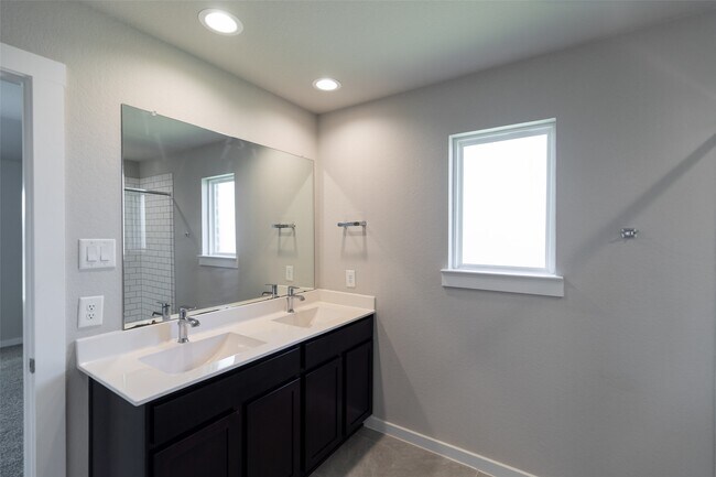 Building Photo - 3702 Sparkman Ln
