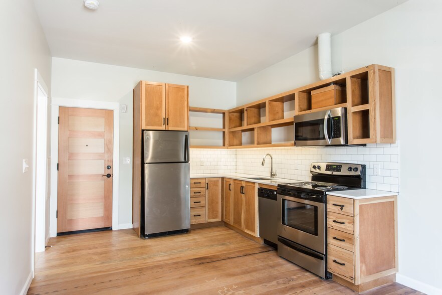 Fairmount Apartments 1920 NW 26th Ave Portland OR 97210 Apartment