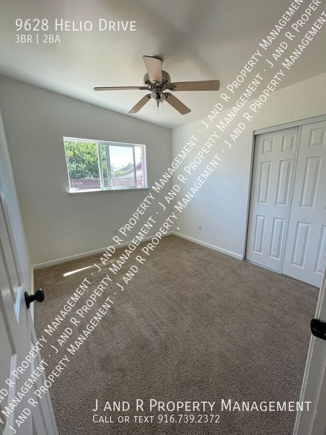Building Photo - 9628 Helio Dr