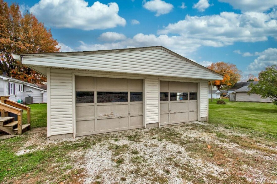 Building Photo - 538 Mill St