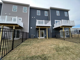 Building Photo - The Meadows at Berkeley Ridge