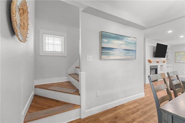 Building Photo - 46 Cottage Ave