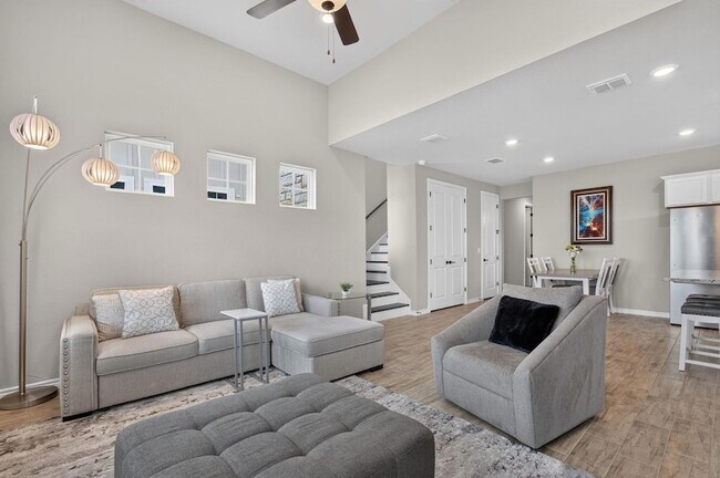 Building Photo - 105 Harborside Dr