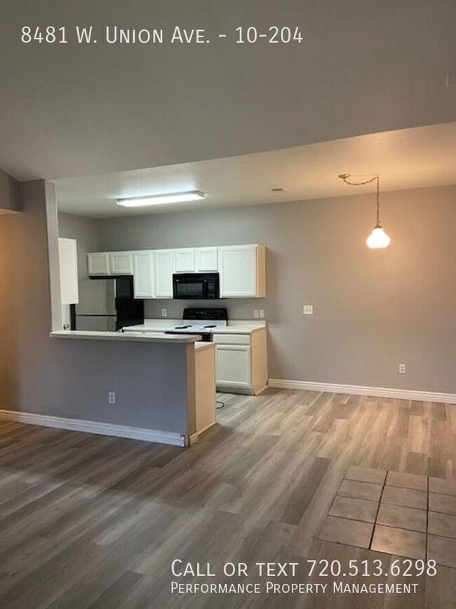 Building Photo - 8481 W Union Ave